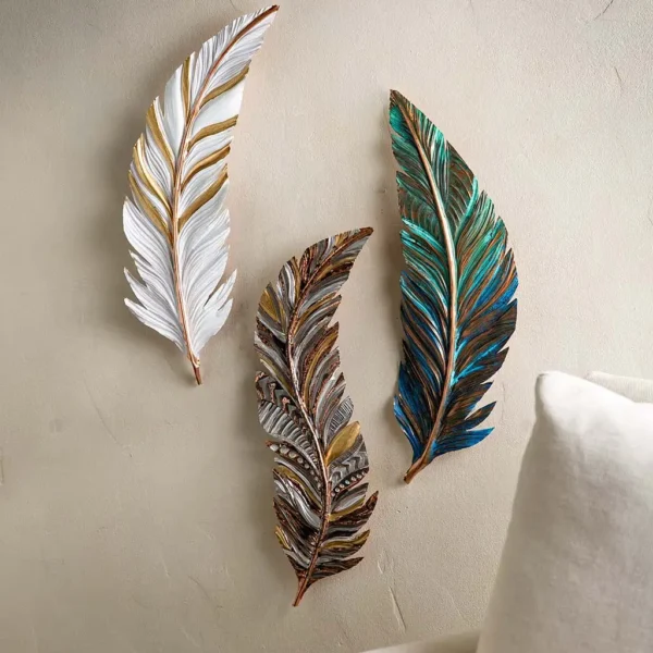 Metal feather wall decor