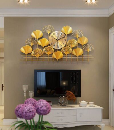 Golden leaves clock