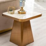 Corner table Marble